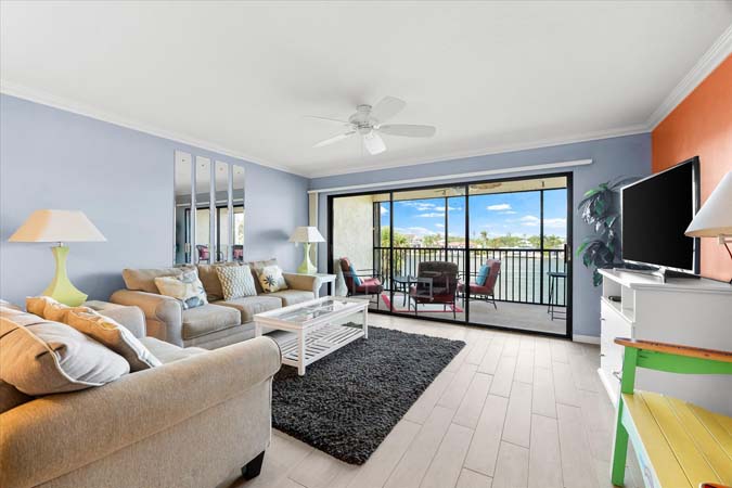 full size washer and dryer inside Siesta Key condo rental