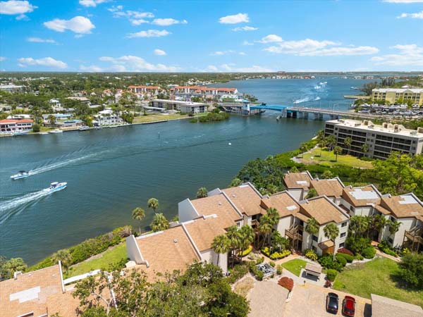 kitchen with granite counters and breakfast bar inside Bayview Beauty condo