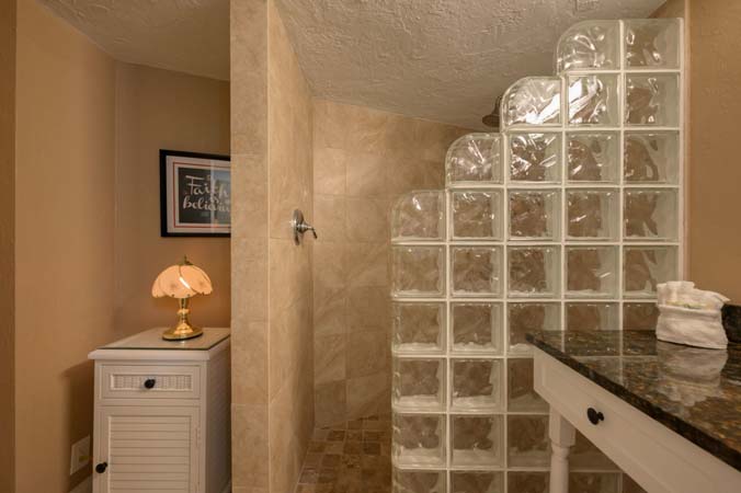 Sarasota Surf and Racquet Club Tower 0104 Gulfside condo on Siesta Key